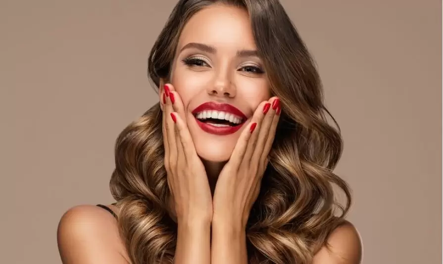Hollywood smile in Turkey